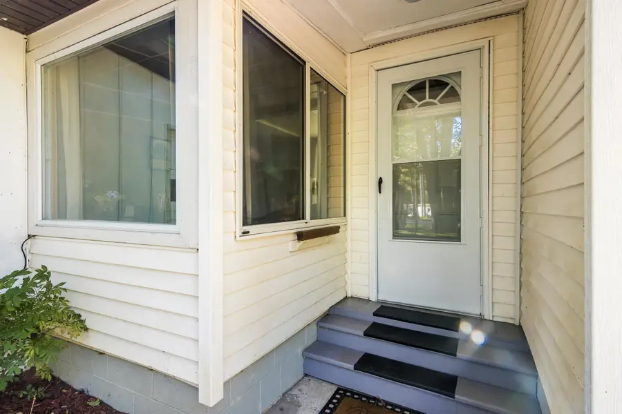 303 Arbutus, Cadillac, MI 49601 - #3