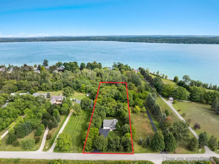 355 Meguzee, Elk Rapids, MI 49629 - #2