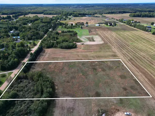 6373 Gleaner Hall, Kingsley, MI 49649