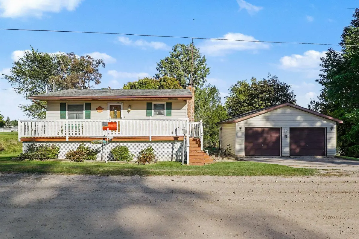 2372 Lake View, Hale, MI 48739 - #1