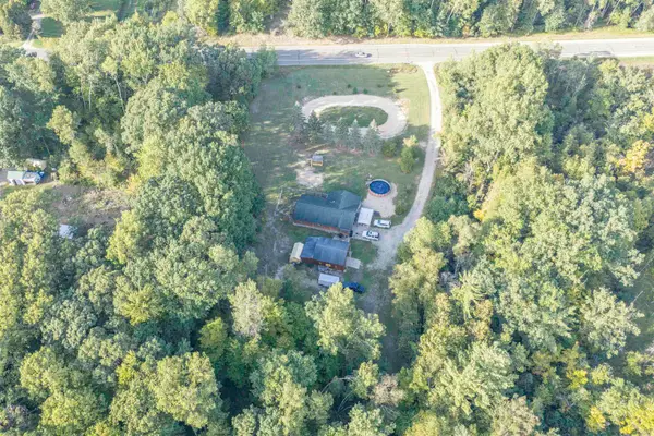 4760 E Howard City Edmore, Edmore, MI 48829