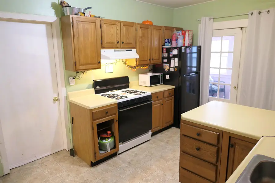 424 S Kinney, Mount Pleasant, MI 48858 - #2
