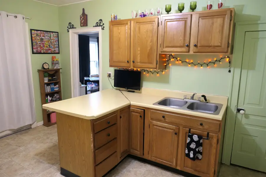 424 S Kinney, Mount Pleasant, MI 48858 - #3