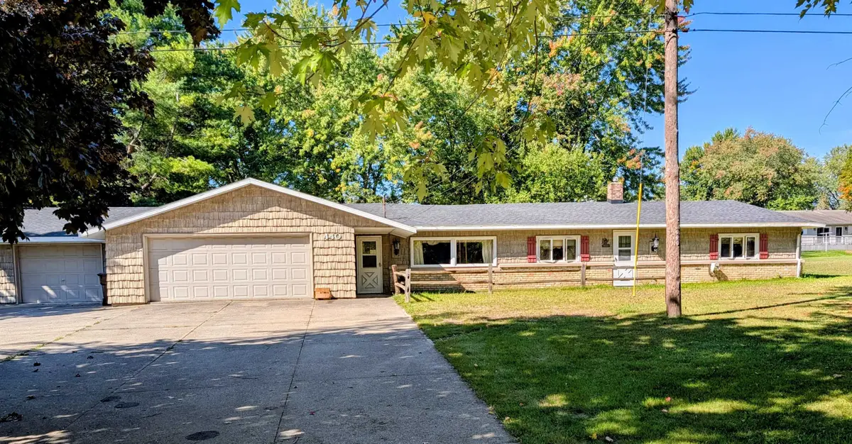440 S Chippewa, Shepherd, MI 48883 - #1