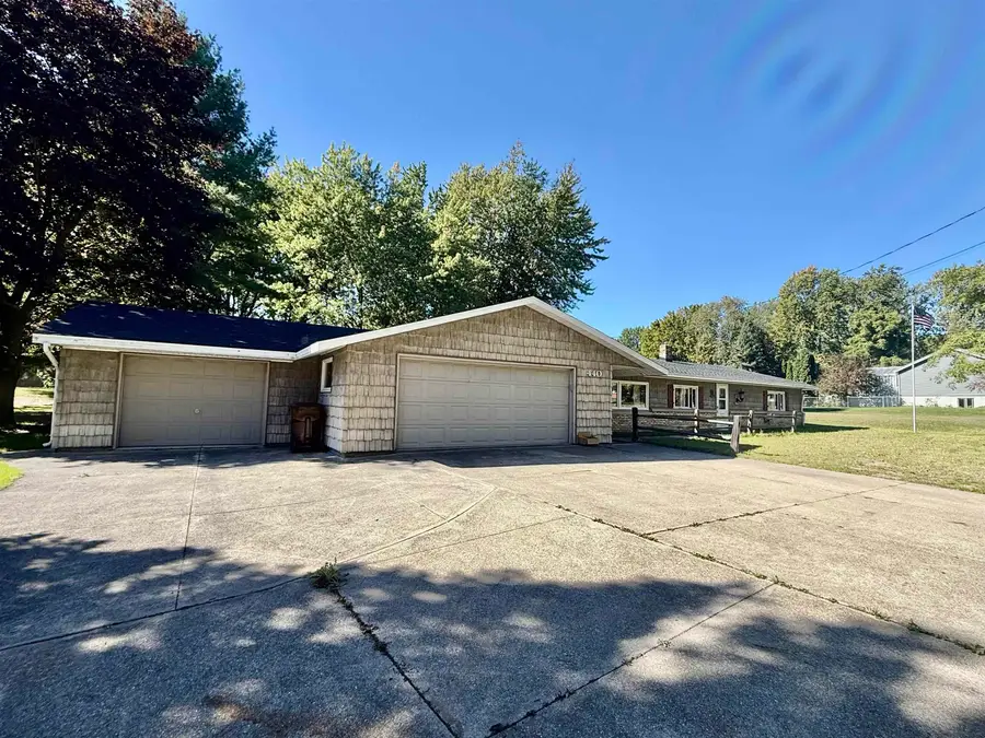440 S Chippewa, Shepherd, MI 48883 - #3