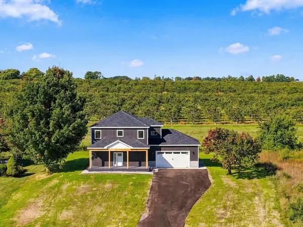11573 Topview, Williamsburg, MI 49690