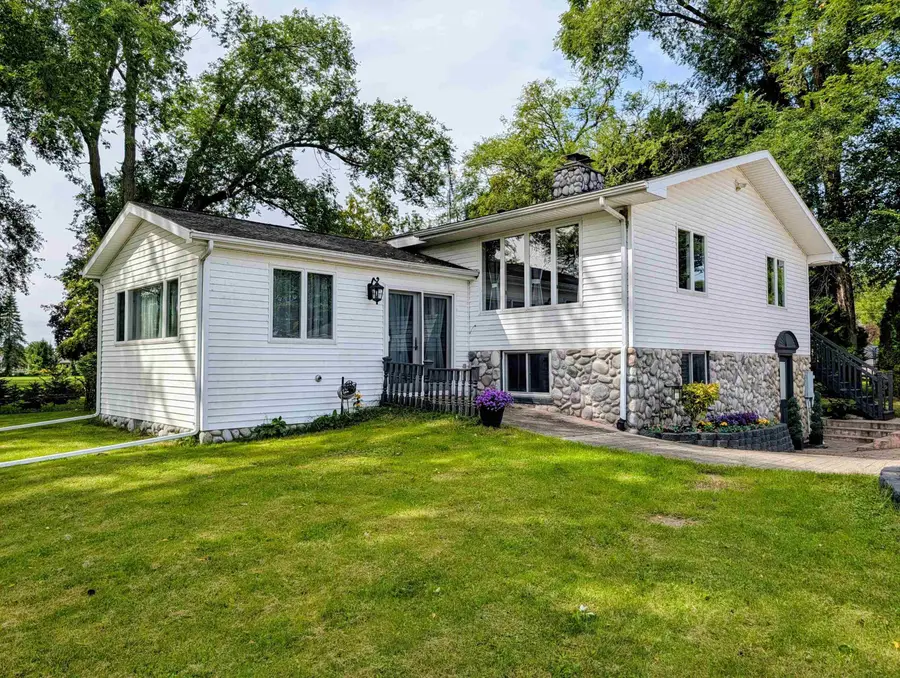 426 E Michigan #Lot: 6, Au Gres, MI 48703 - #2