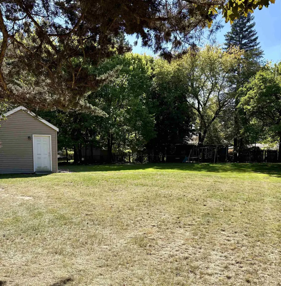 132 Fox, Saint Louis, MI 48880 - #3