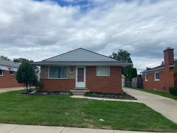 22501 Visnaw, Saint Clair Shores, MI 48081