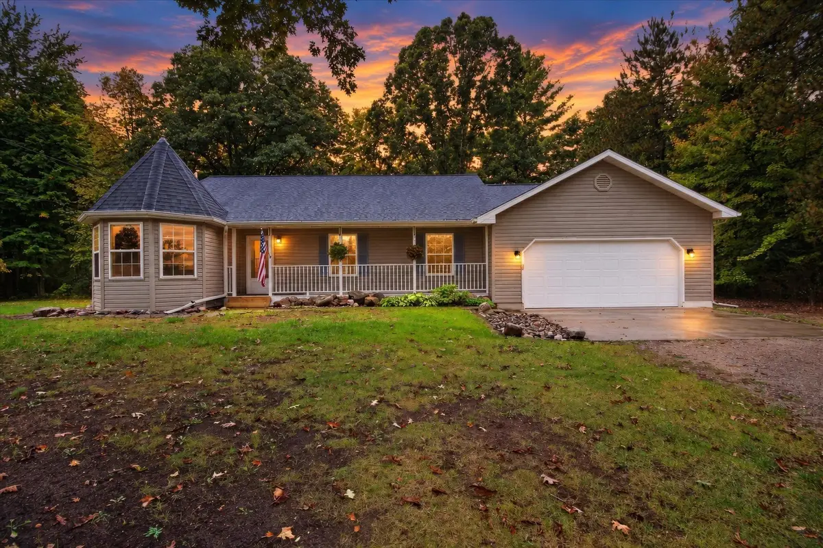 4325 W Tyler, Alma, MI 48801 - #1