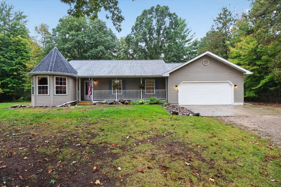 4325 W Tyler, Alma, MI 48801 - #2