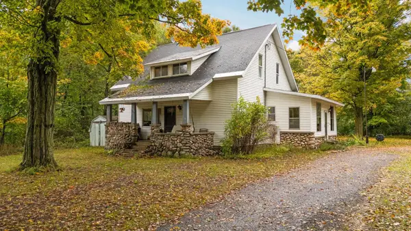 203 S Pioneer, Beulah, MI 49617