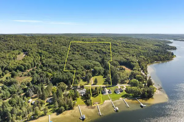 418 N Intermediate Lake, Central Lake, MI 49622