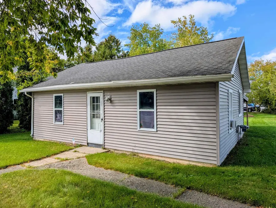 233 N Mackinaw, Au Gres, MI 48703 - #2