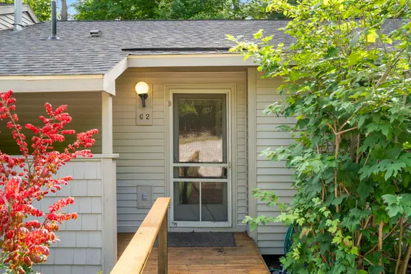 11255 E Fort, Suttons Bay, MI 49682