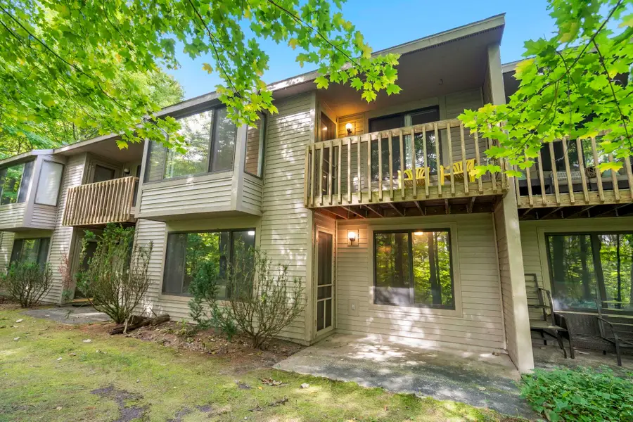 11255 E Fort, Suttons Bay, MI 49682 - #2