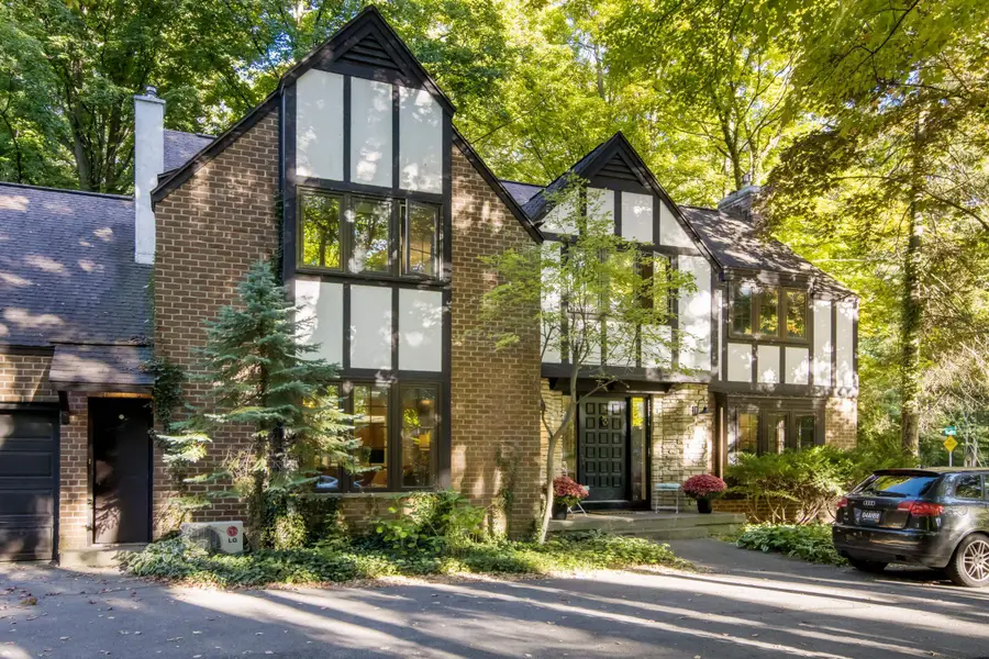 1302 Peninsula, Traverse City, MI 49686 - #3