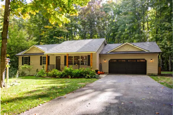 19199 Ridge View #Lot: 6, Lake Ann, MI 49650
