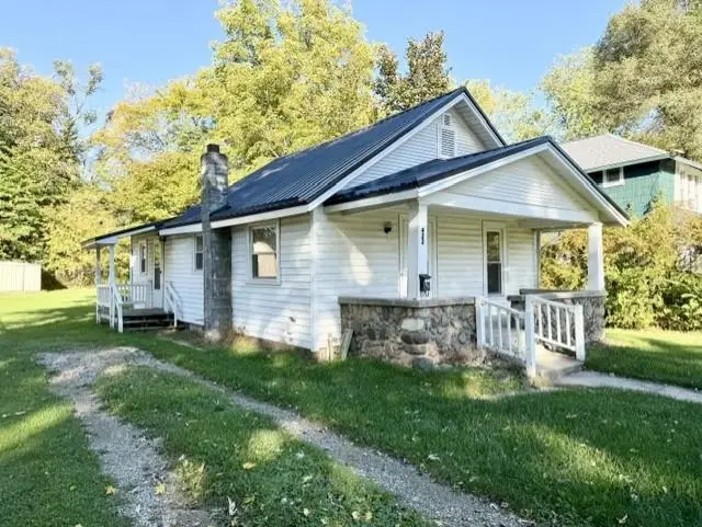 422 Rockingham, Alma, MI 48801 - #1