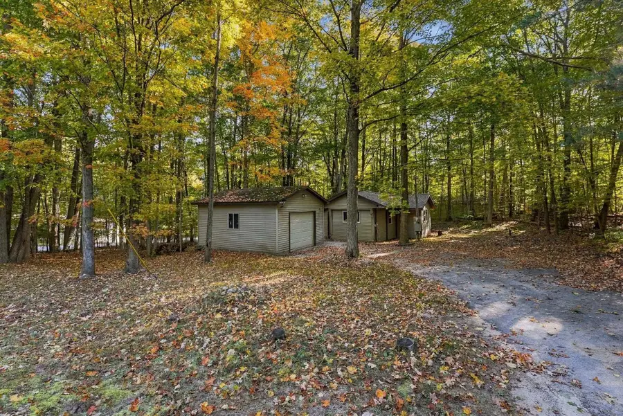 4745 Oakwood, Lake Ann, MI 49650 - #2