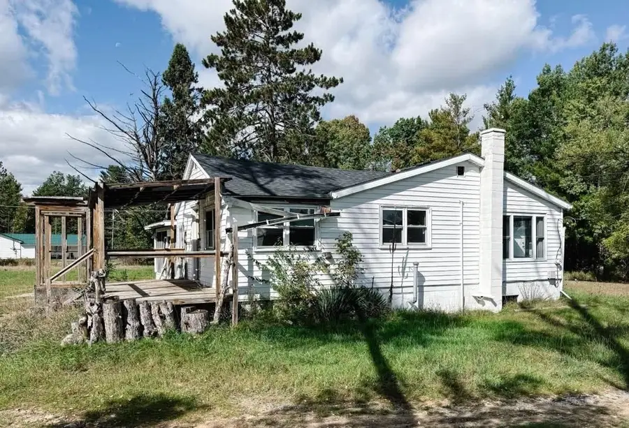 1650 W Washington, Farwell, MI 48622 - #3