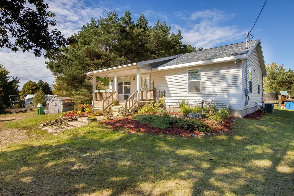 3261 E County Line, Kingsley, MI 49649 - #1