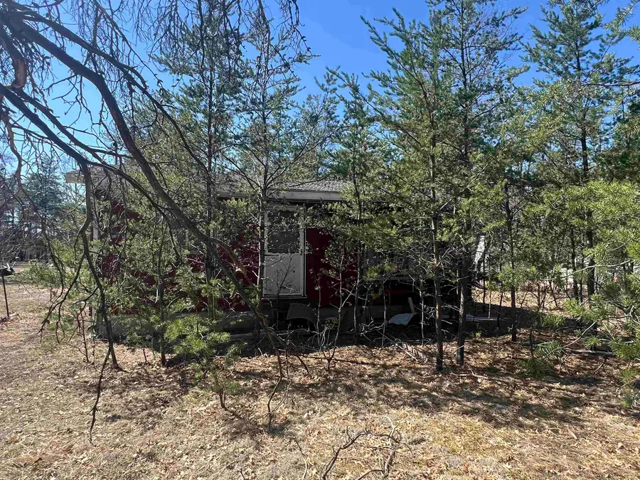 9810 S Parrott Circle Se, Fife Lake, MI 49633 - #2