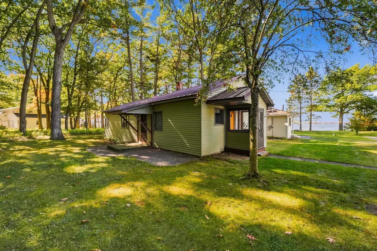 107 Sunset #Lot: 16 & 1, Cadillac, MI 49601 - #1