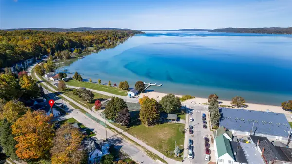 7081 Crystal, Beulah, MI 49617