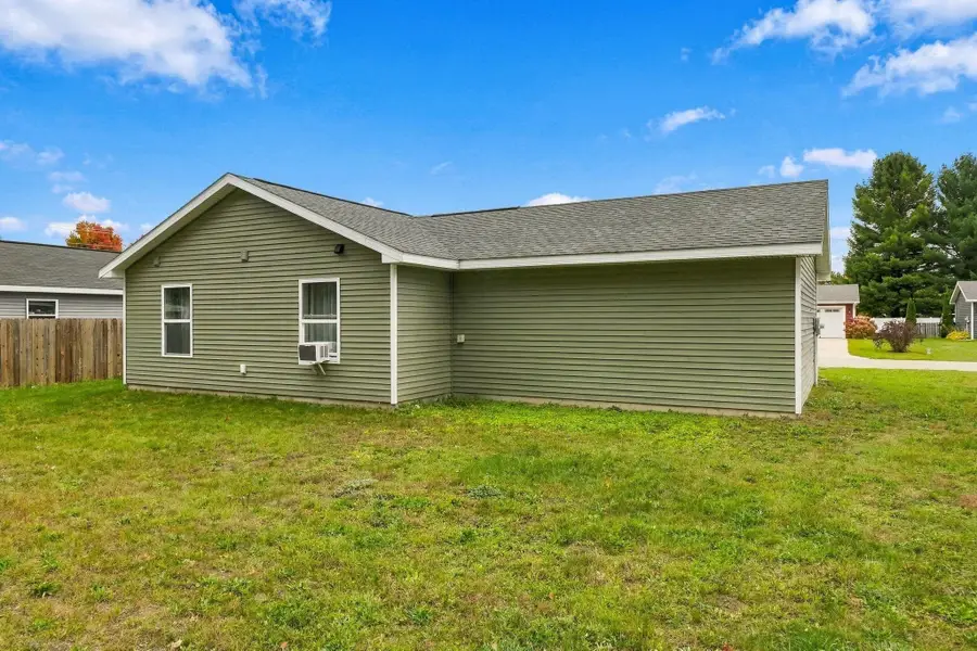 2020 Woodside Trail, Traverse City, MI 49685 - #3
