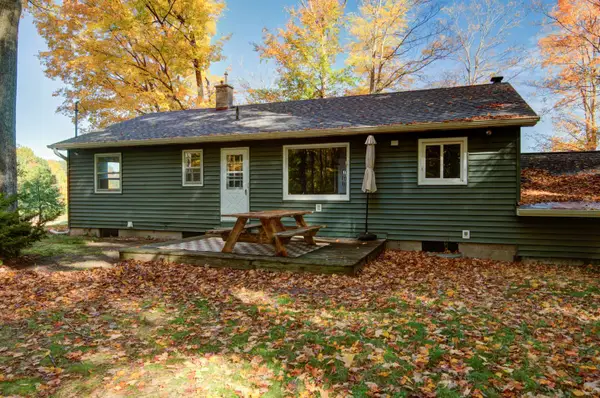 8875 N Long Lake, Traverse City, MI 49685