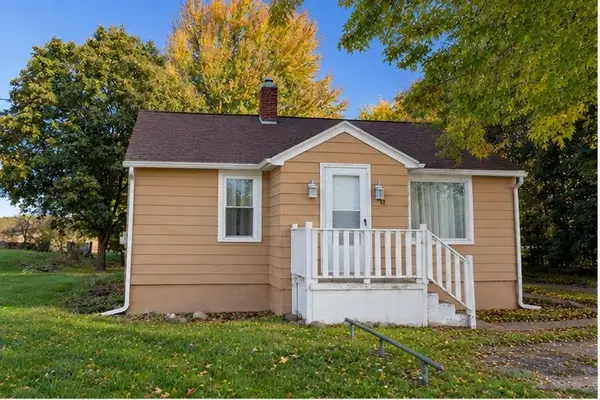 927 E Remus, Mount Pleasant, MI 48858