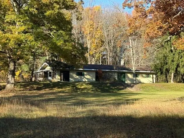 971 N Al Moses, Lake City, MI 49651 - #1