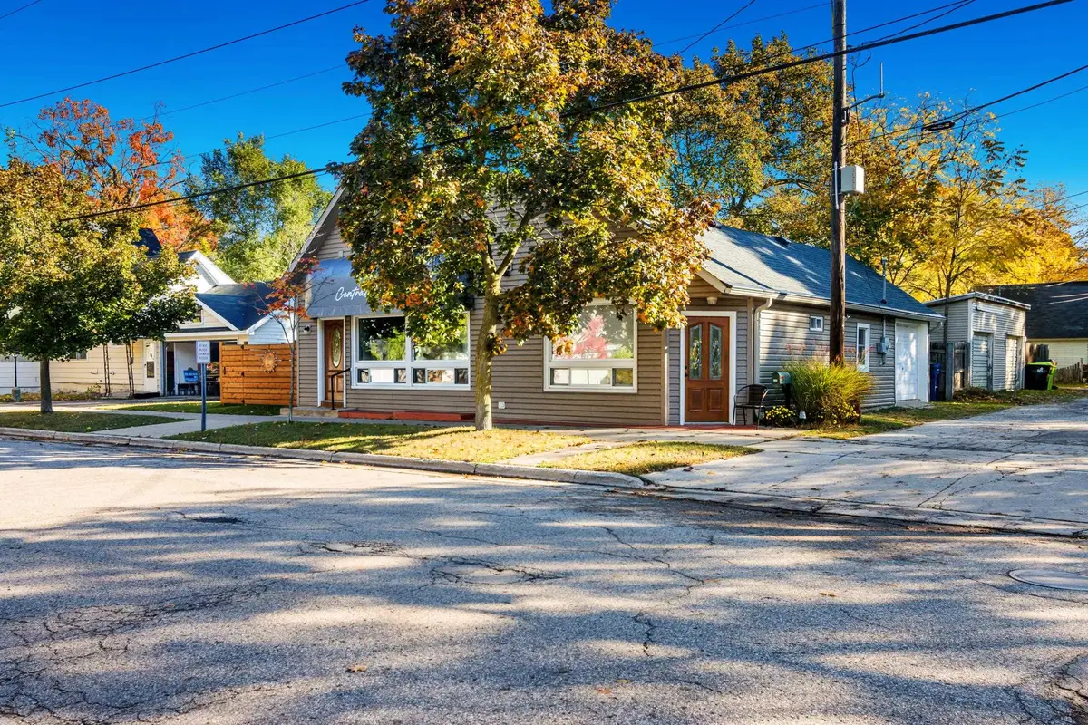 709 Wadsworth, Traverse City, MI 49684 - #1