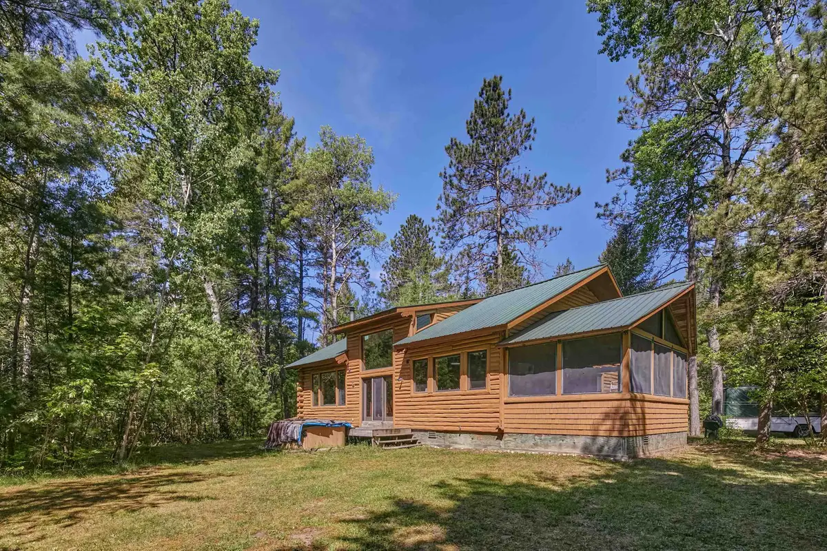 5110 Pumpanickel, Traverse City, MI 49696 - #1