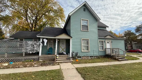 630 W Eighth, Traverse City, MI 49684