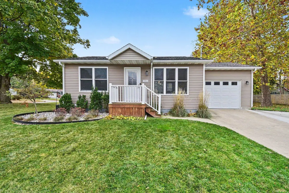 106 E Saint Andrews, Midland, MI 48640 - #1