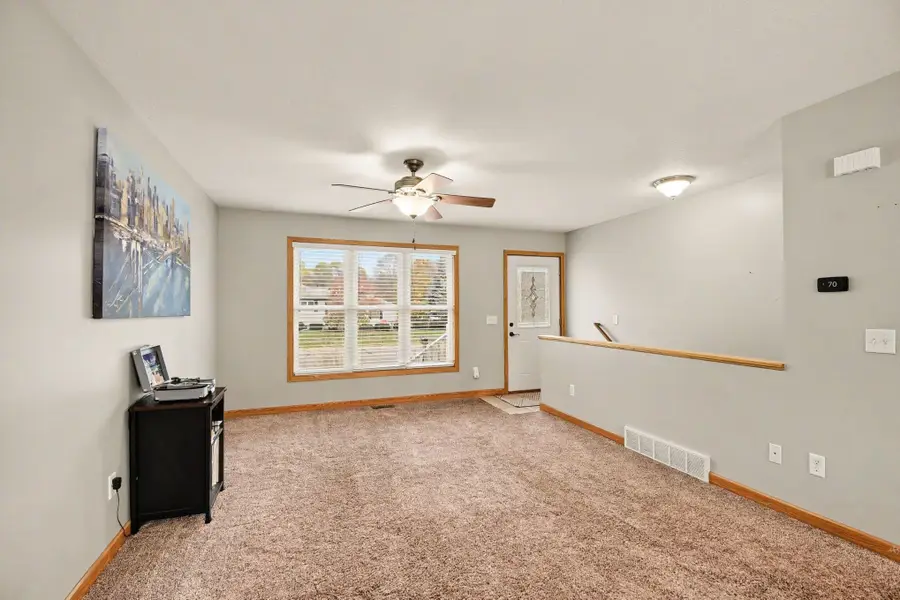 106 E Saint Andrews, Midland, MI 48640 - #3