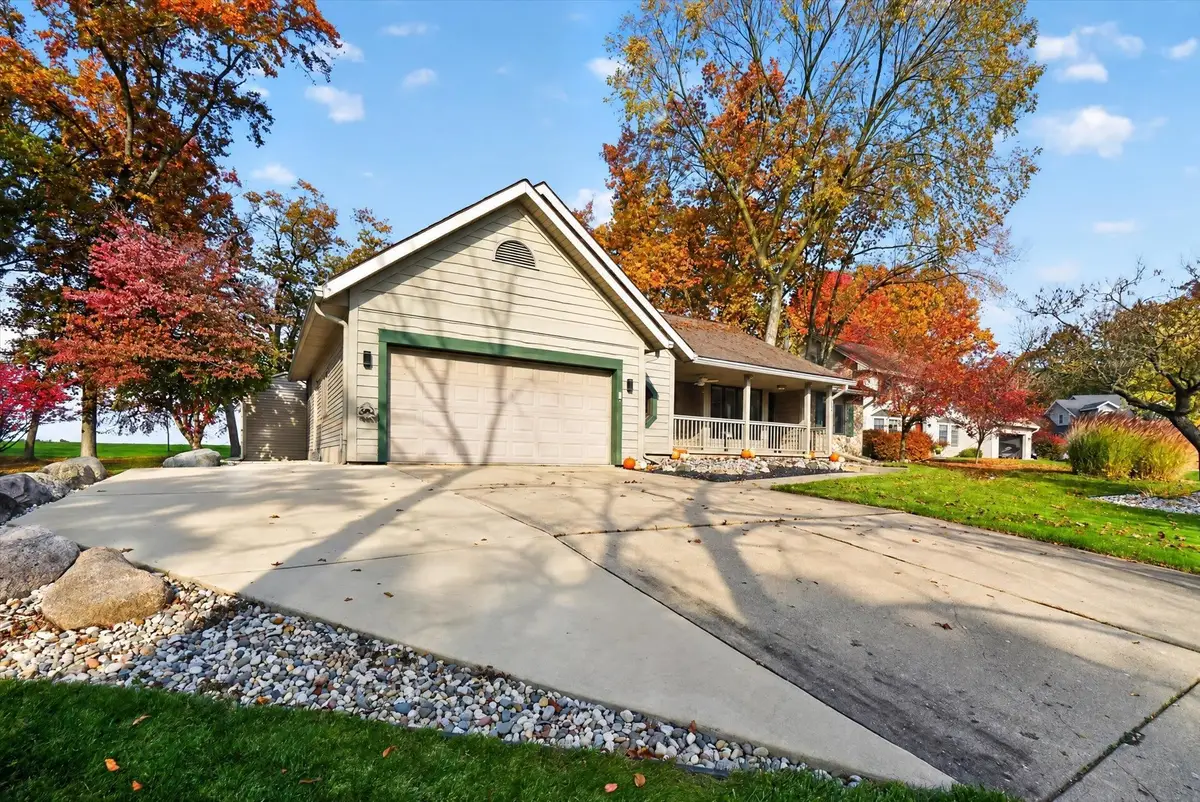 248 Oakwood, Ionia, MI 48846 - #1