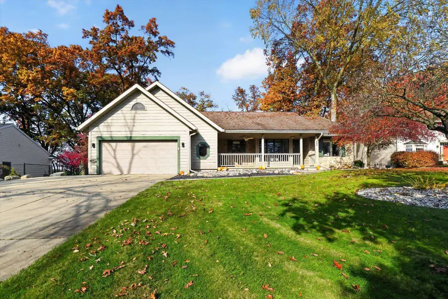 248 Oakwood, Ionia, MI 48846 - #2