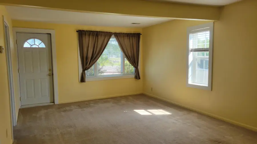 172 E Lincoln Avenue, Cheboygan, MI 49721 - Image #3