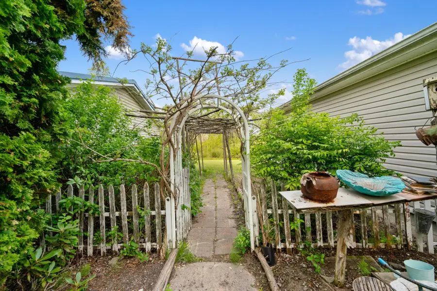 6626 Varonica Lane, Cheboygan, MI 49721 - Image #2