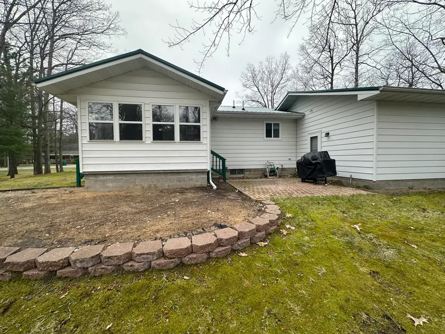 110 Chippewa Trail, Prudenville, MI 48651 - #3