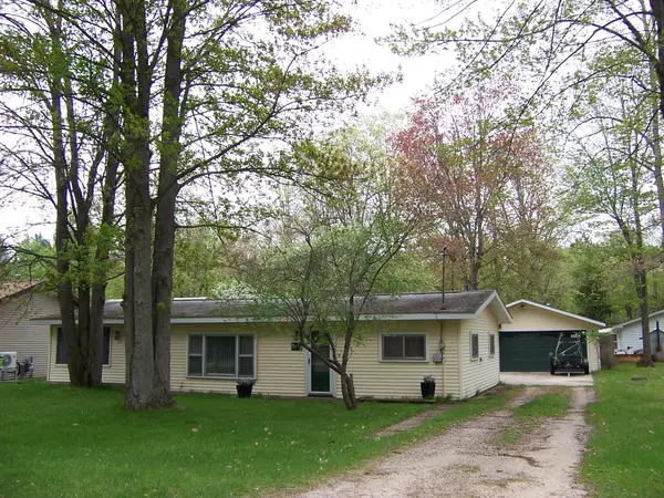 8778 N Townline Road, Roscommon, MI 48653