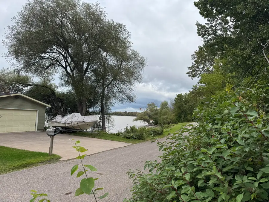 2111 W 3rd, Sault Ste Marie, MI 49783 - #3