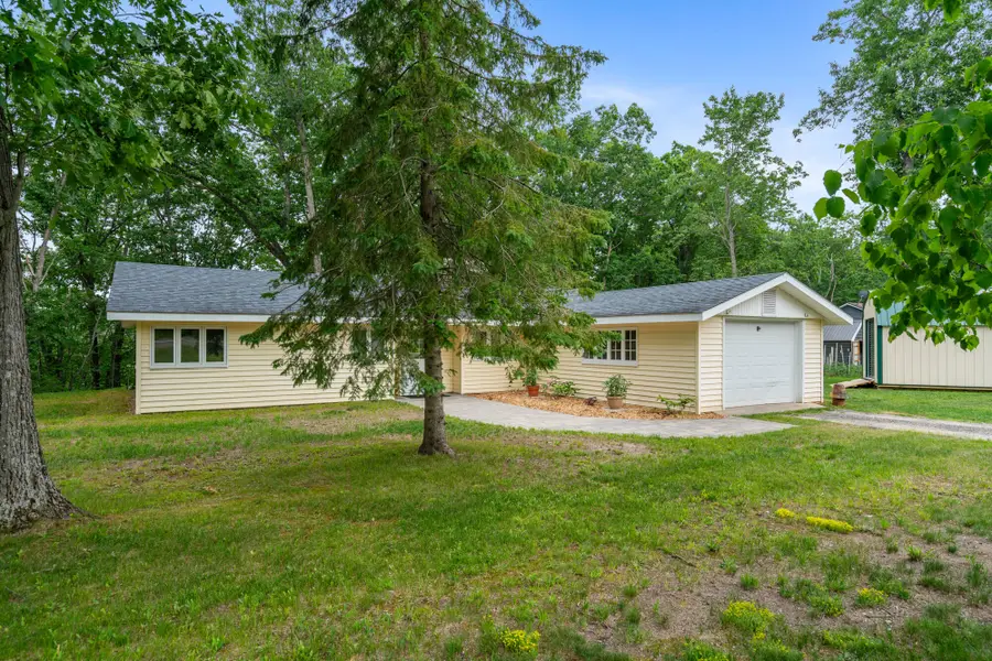 6429 S Straits Highway, Indian River, MI 49749 - Image #2