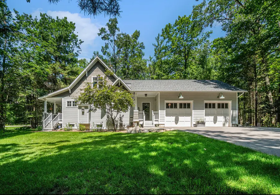 6986 Chippewa Trail, Indian River, MI 49749 - Image #2