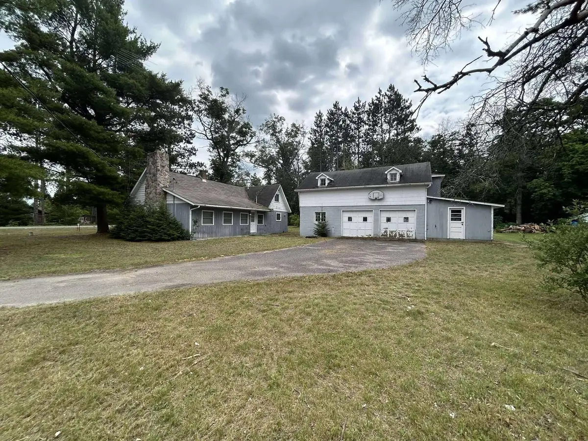 302 S Vine Street, Mio, MI 48647 - Image #1