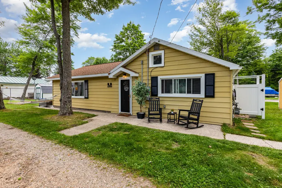 6789 E Houghton Lake Drive, Houghton Lake, MI 48629 - Image #2