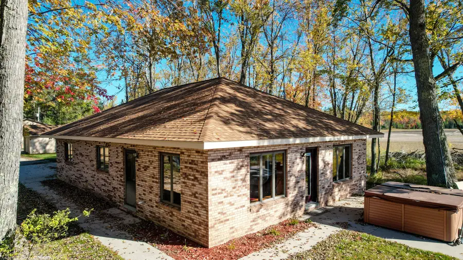 13199 N Shore Drive, Millersburg, MI 49759 - Image #2